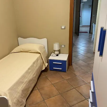 Apartament Orrosica *
