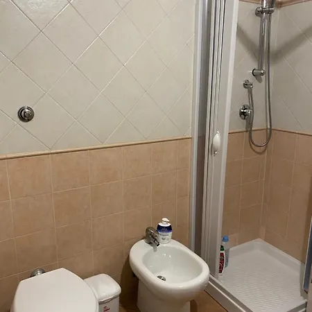 Apartament Orrosica *